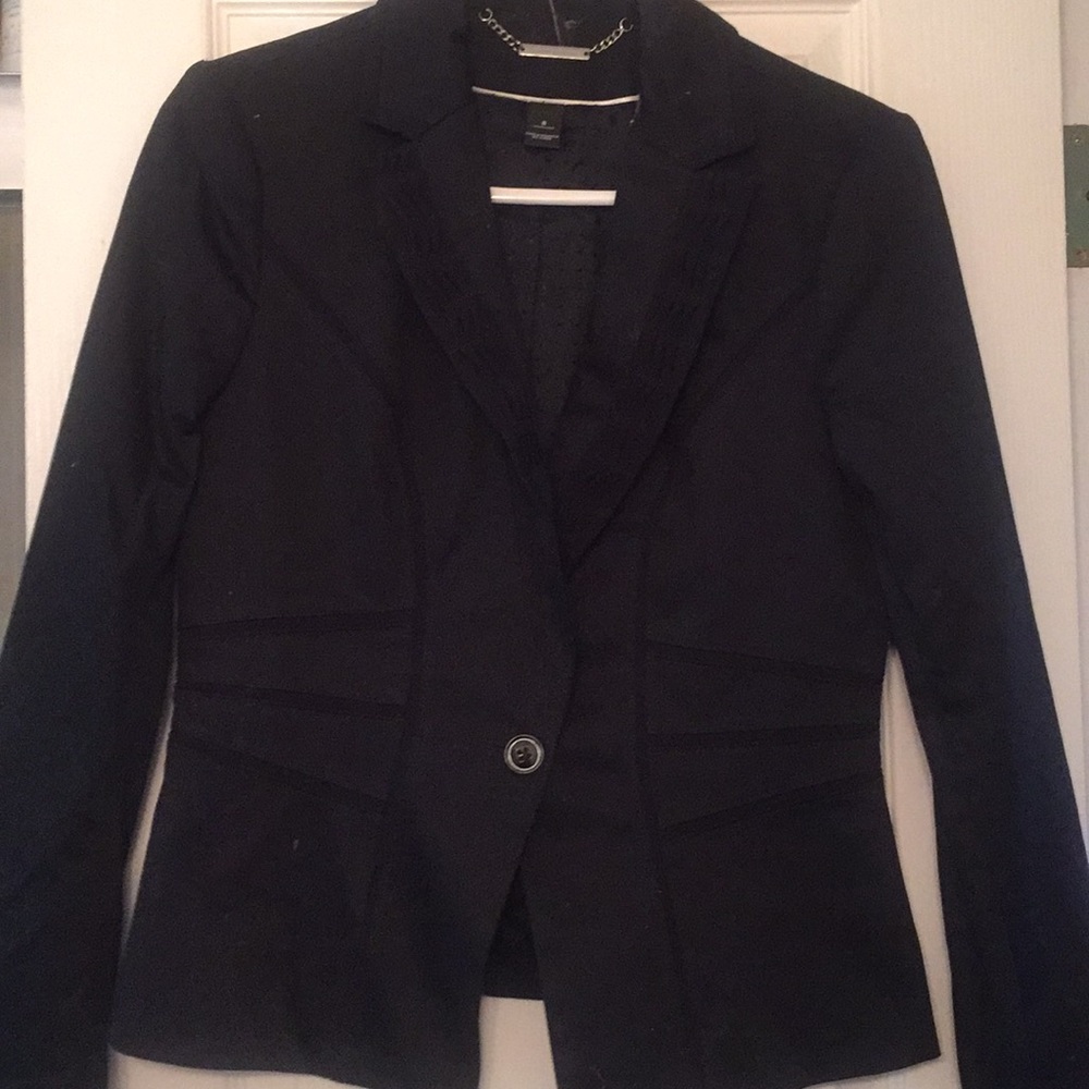 White House Black Market Black Lon Sleeve Jacket